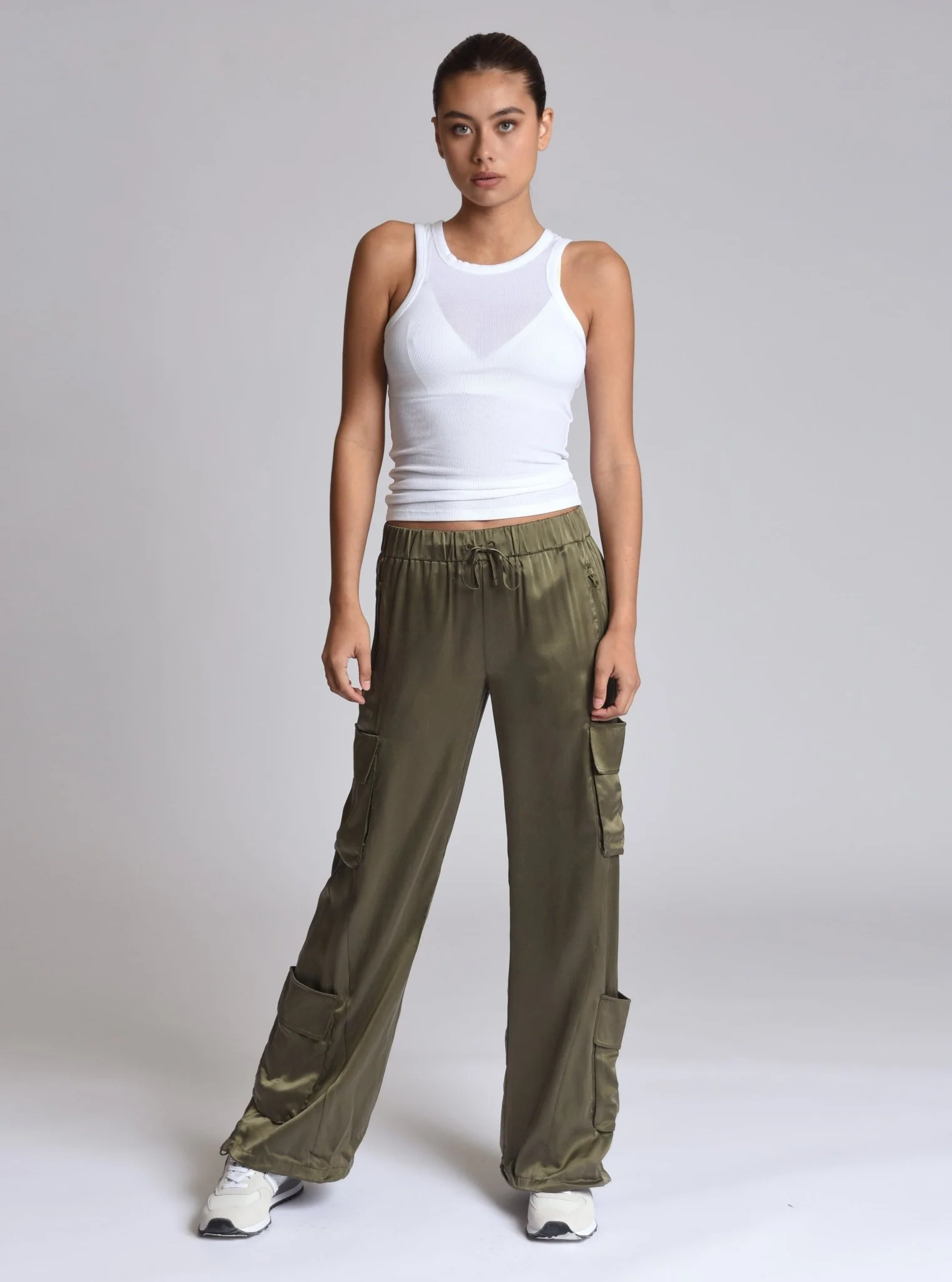 Chelsea Silk Wide Leg Cargo Pant - Image 15