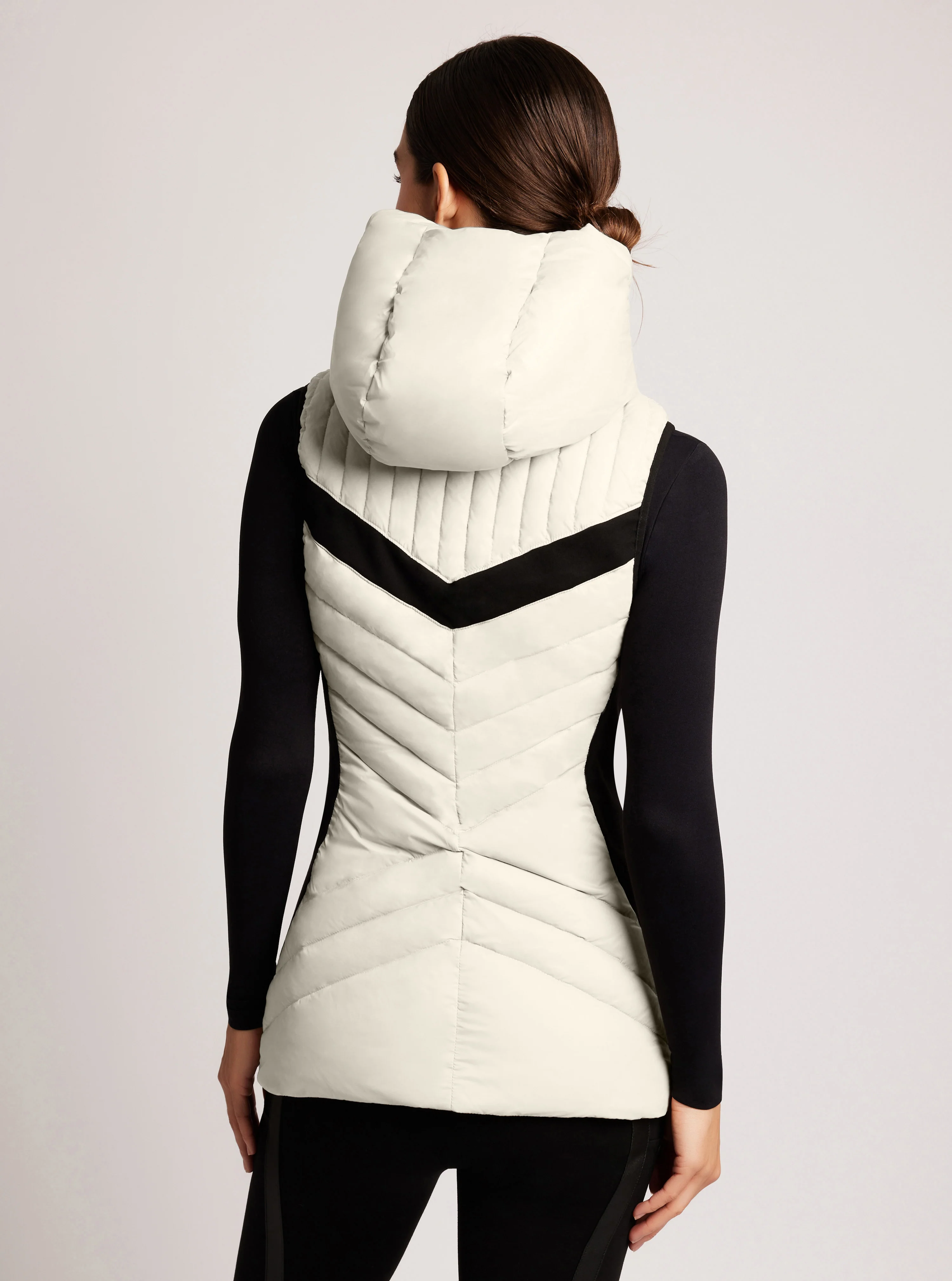Elongated Puffer Vest - Image 10