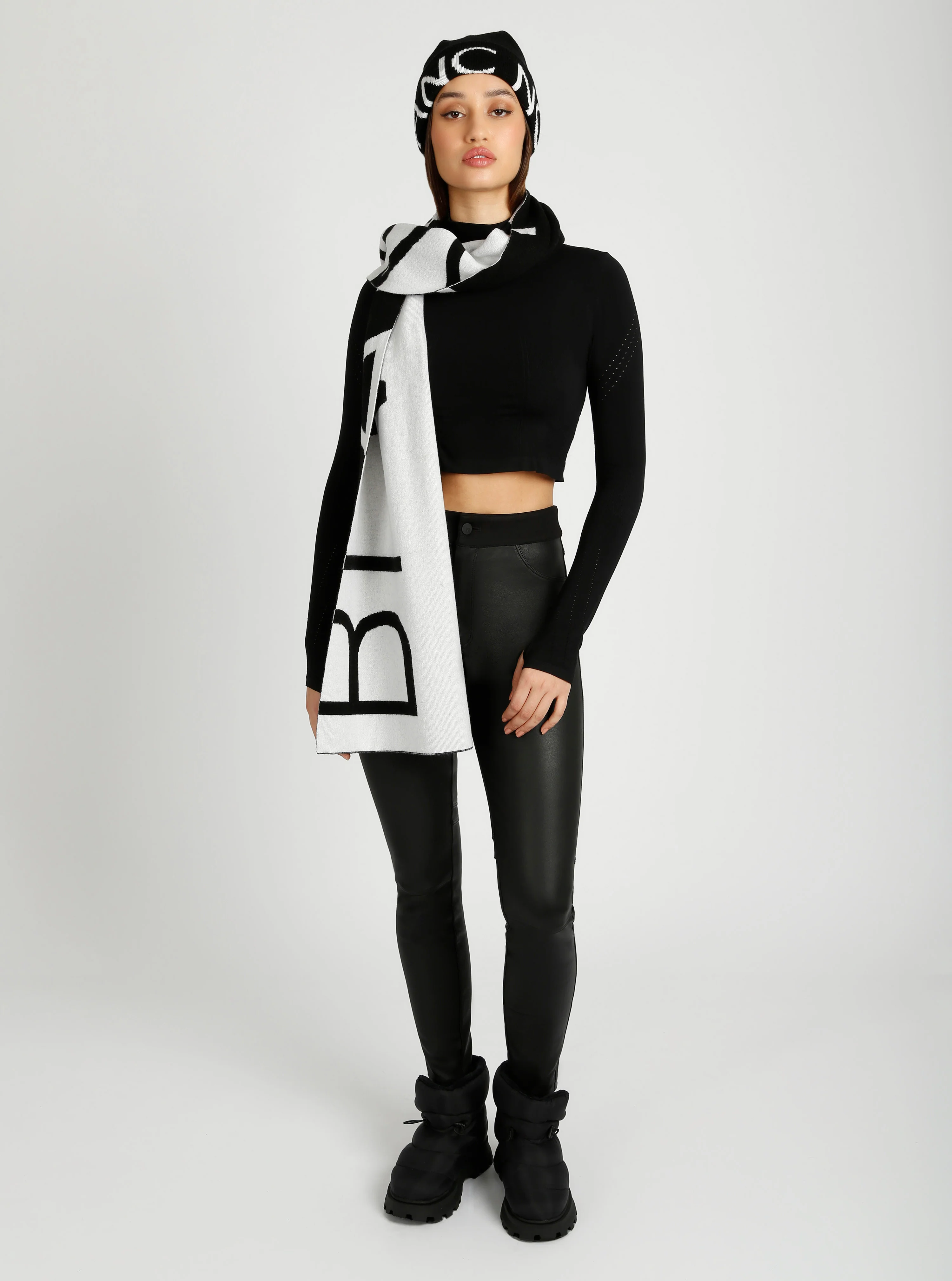 Jacquard Cashmere/Wool Knit Scarf - Image 7