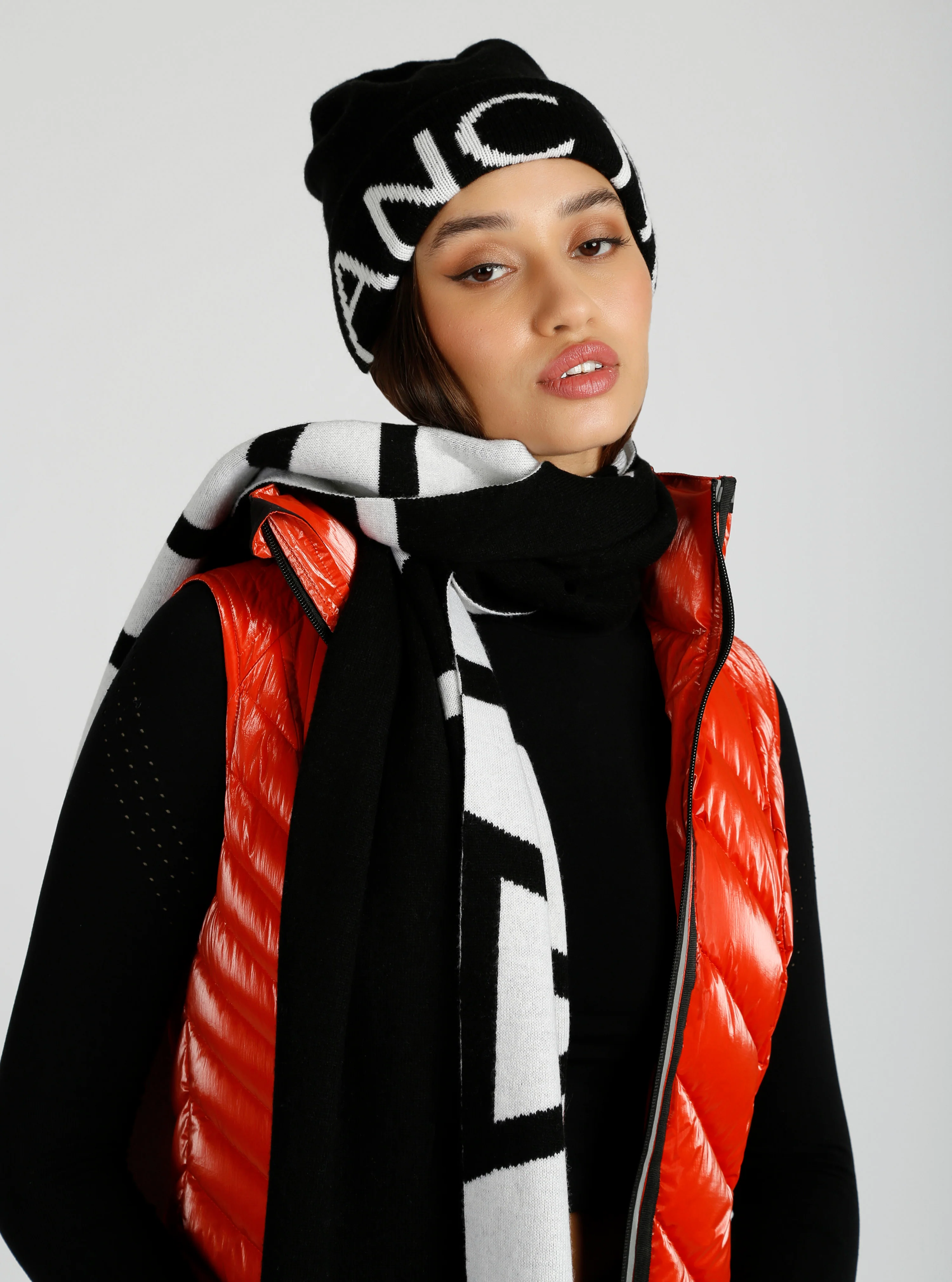 Jacquard Cashmere/Wool Knit Scarf - Image 8