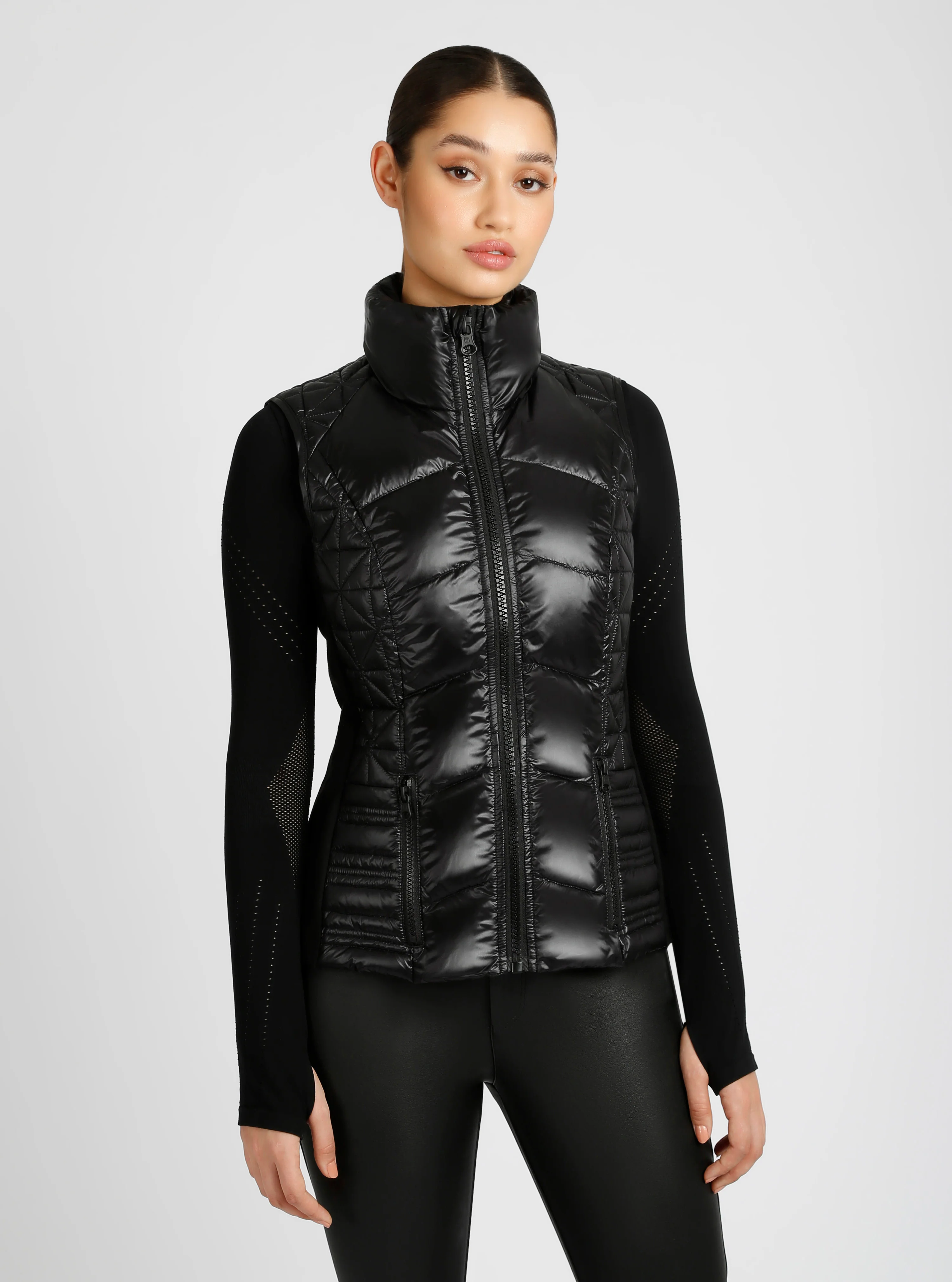 Lightweight Packable Puffer Vest - Image 19