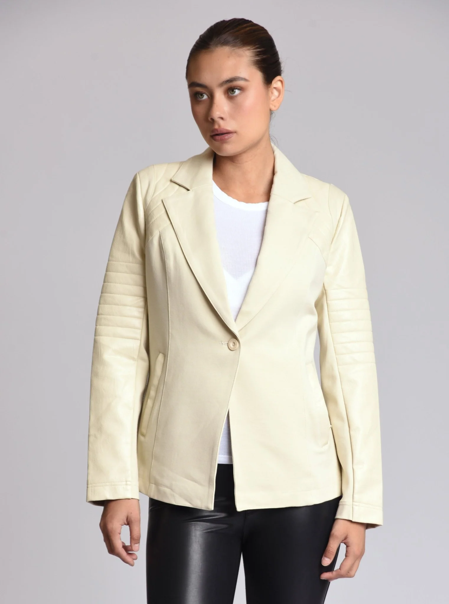 Limitless Blazer - Chalk - FINAL SALE - Image 4
