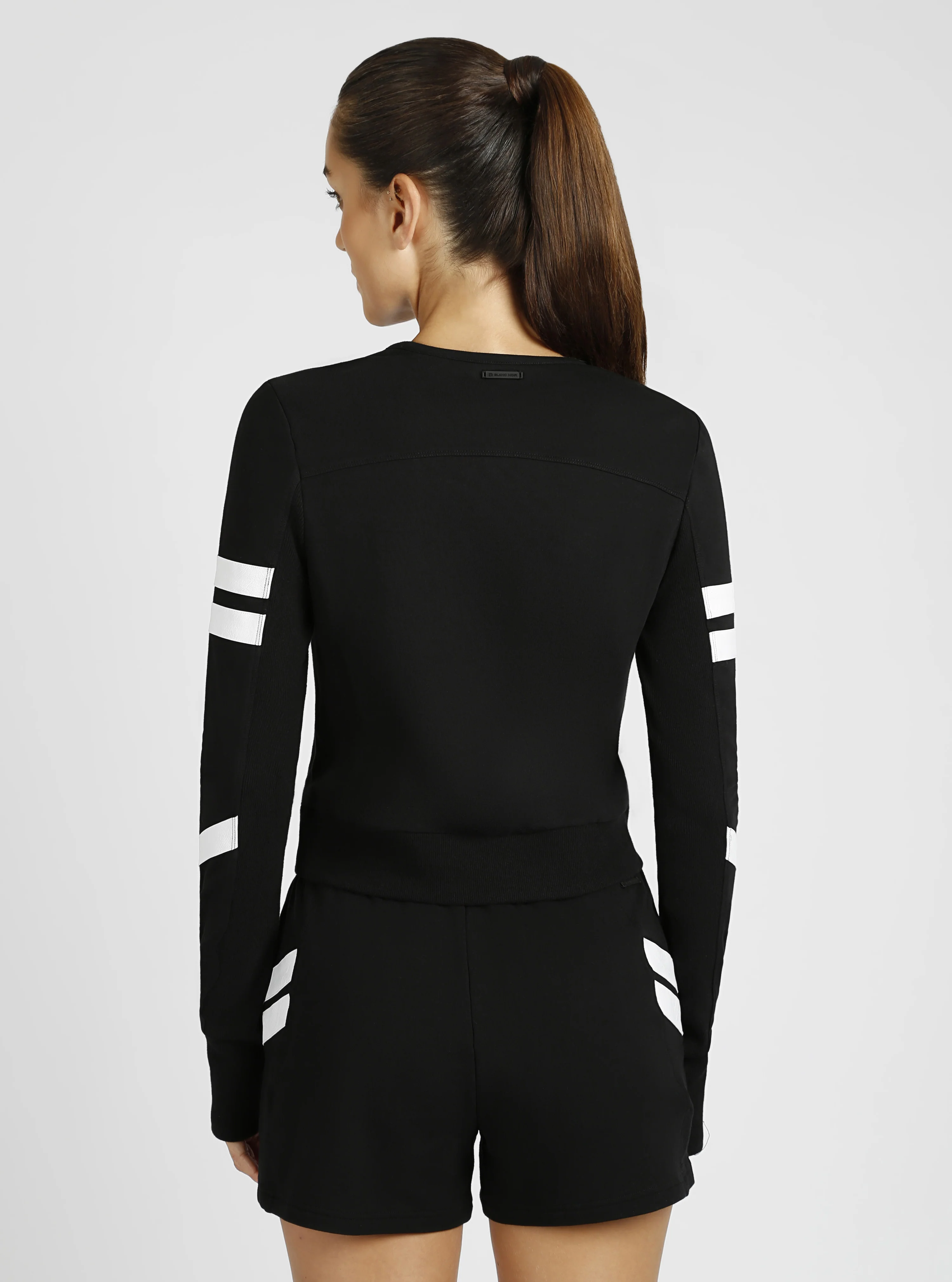 Maitri Sweatshirt - Image 10