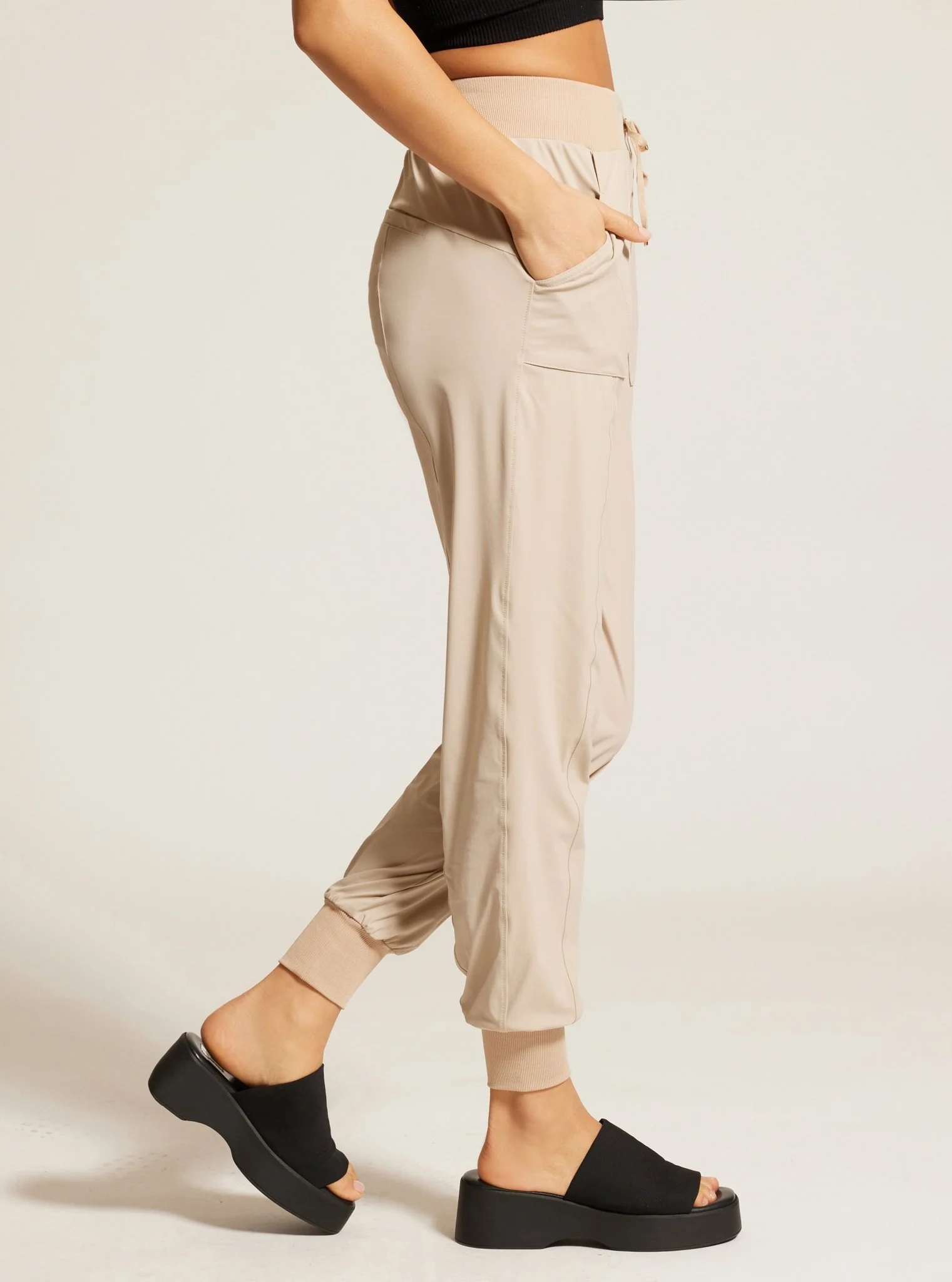 Mastermind Jogger Gold Trims - Image 4