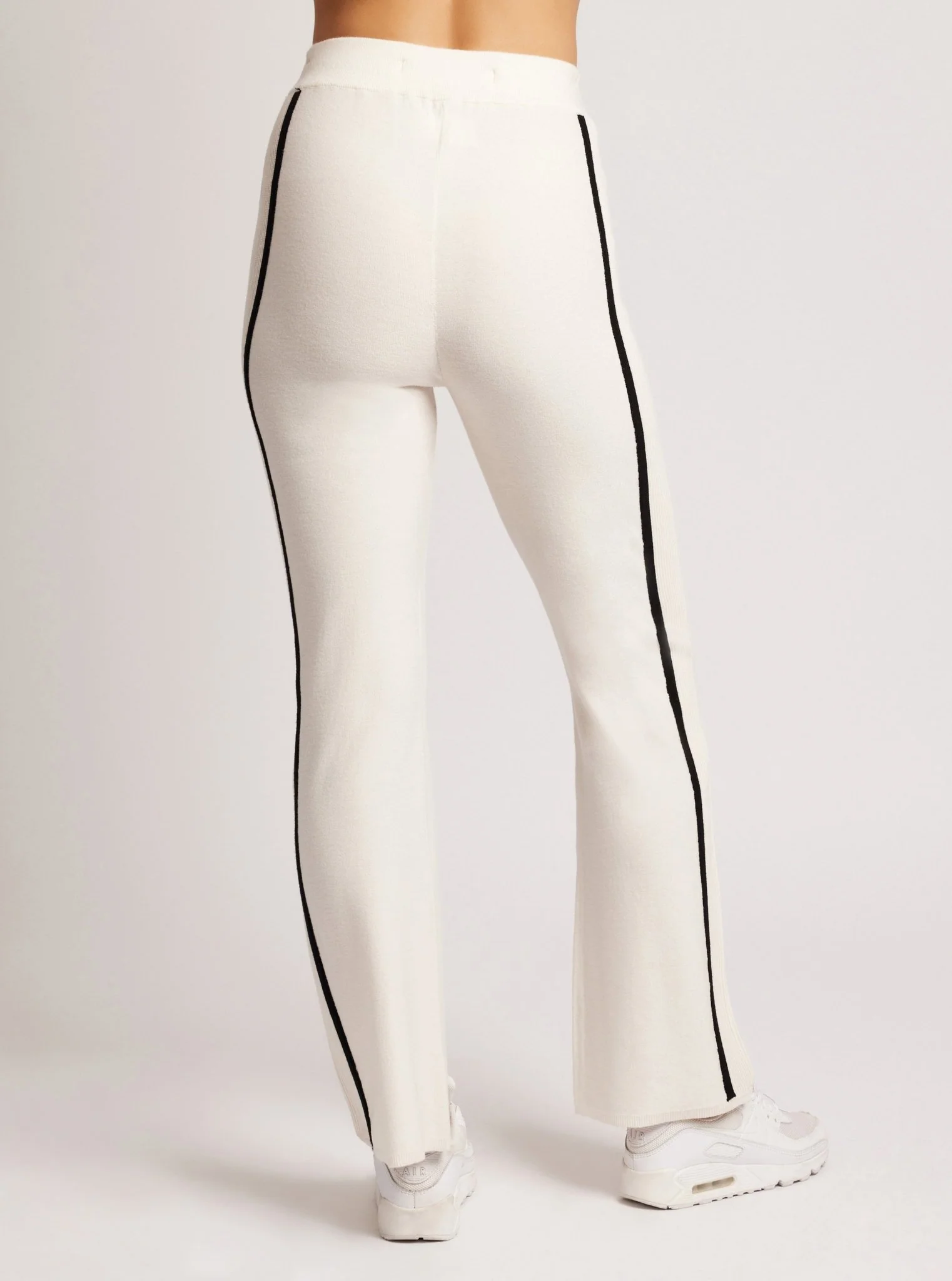 Portola Sweaterknit Bootcut Pant - Dark Forest or Mocha Bisque - FINAL SALE - Image 7
