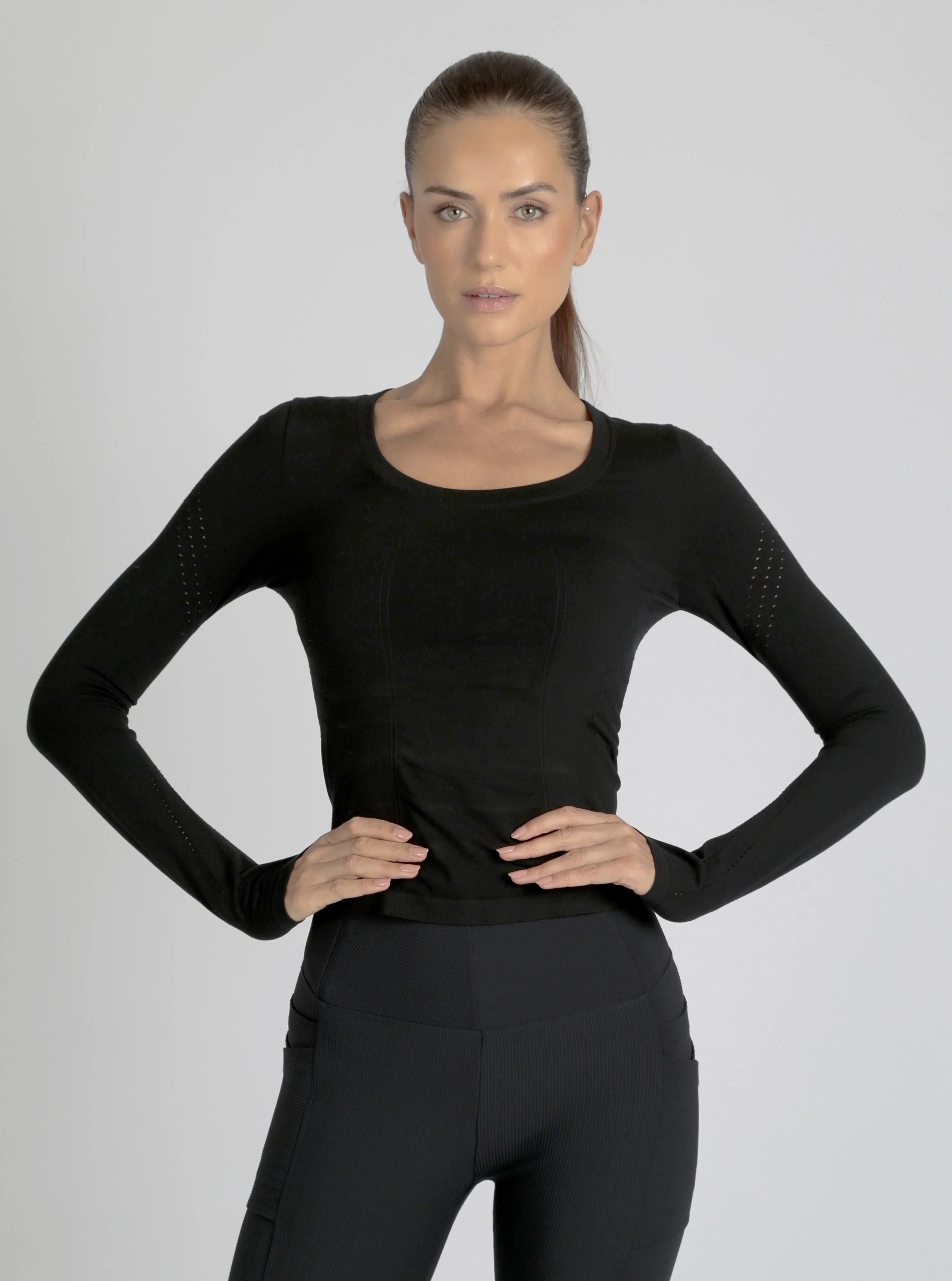 Seamless Scoop Neck Compression Top - Image 4