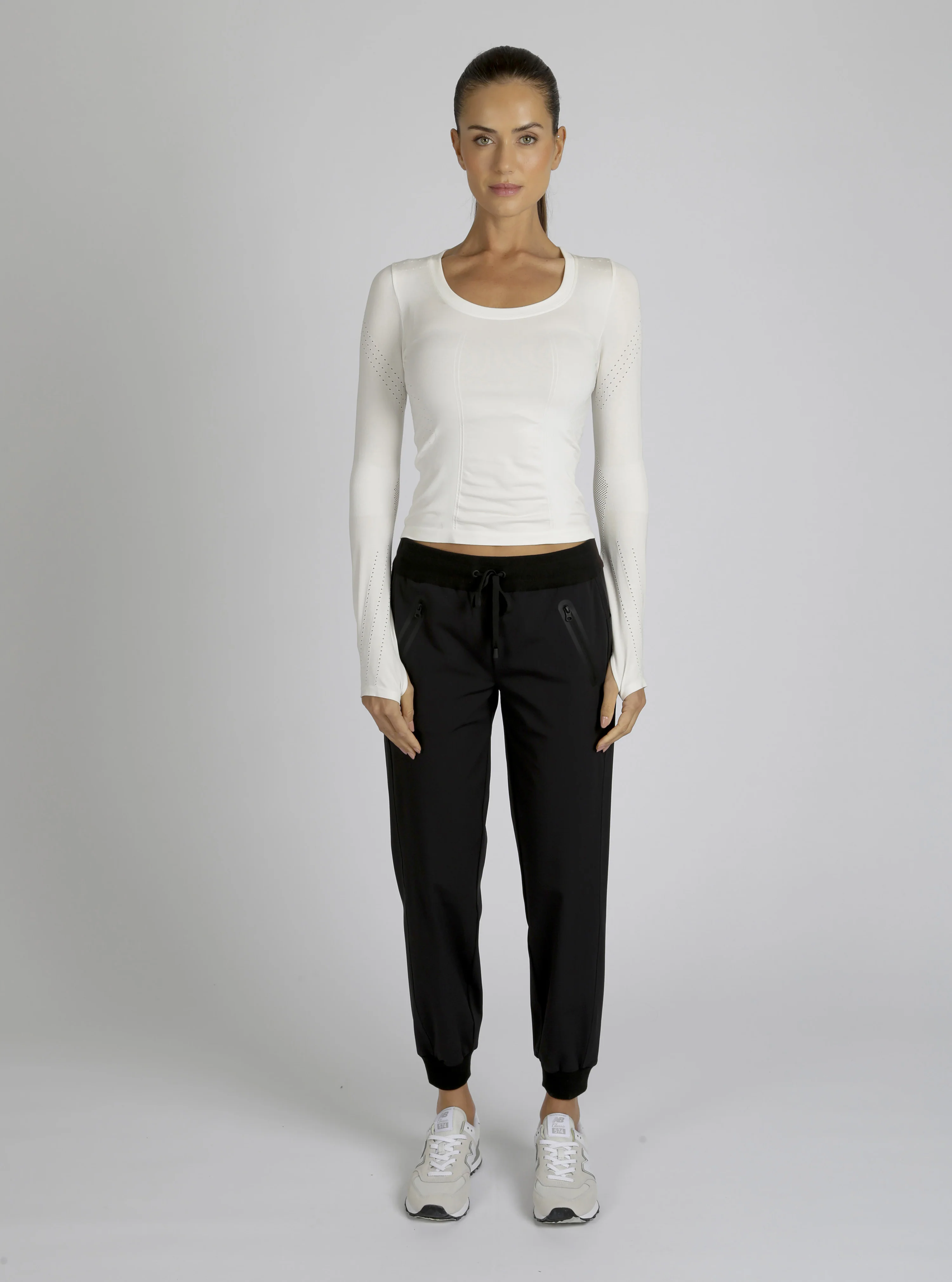 Seamless Scoop Neck Compression Top - Image 9
