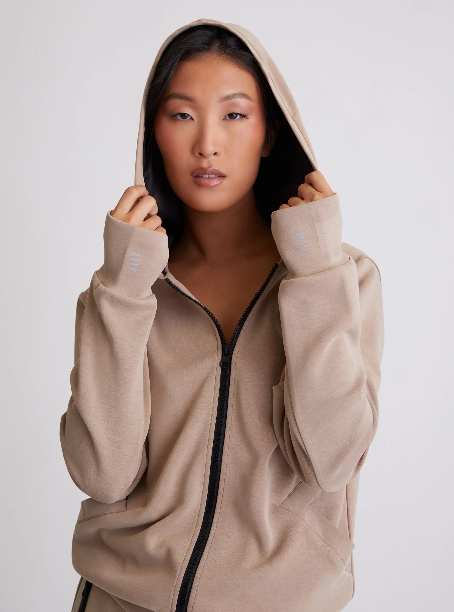 Travel Twin: Brooke Reflective Hoodie - Image 10