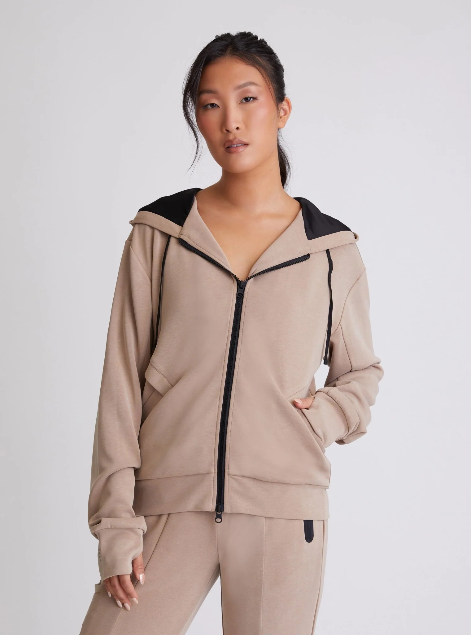 Travel Twin: Brooke Reflective Hoodie - Image 11