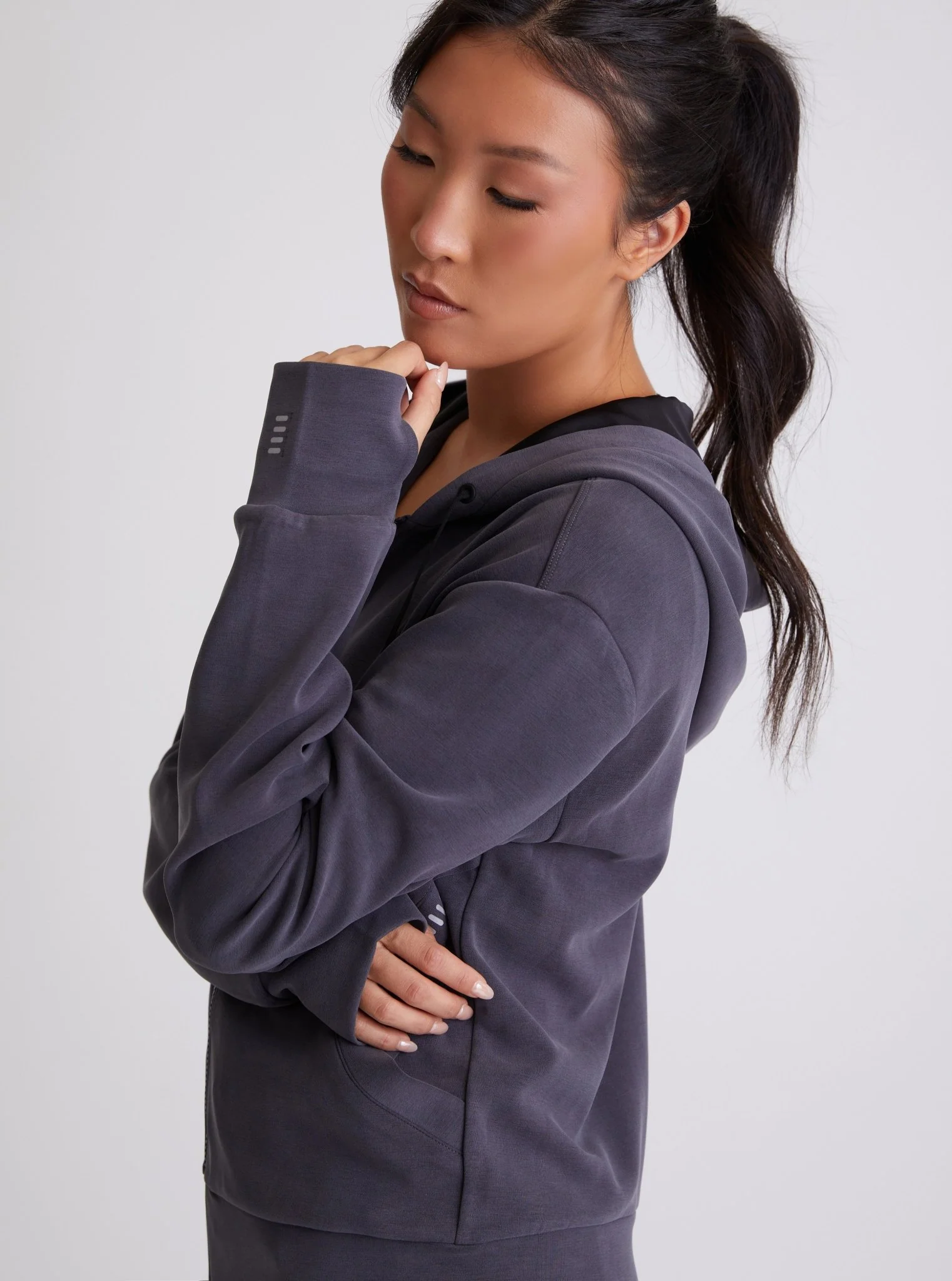 Travel Twin: Brooke Reflective Hoodie - Image 13