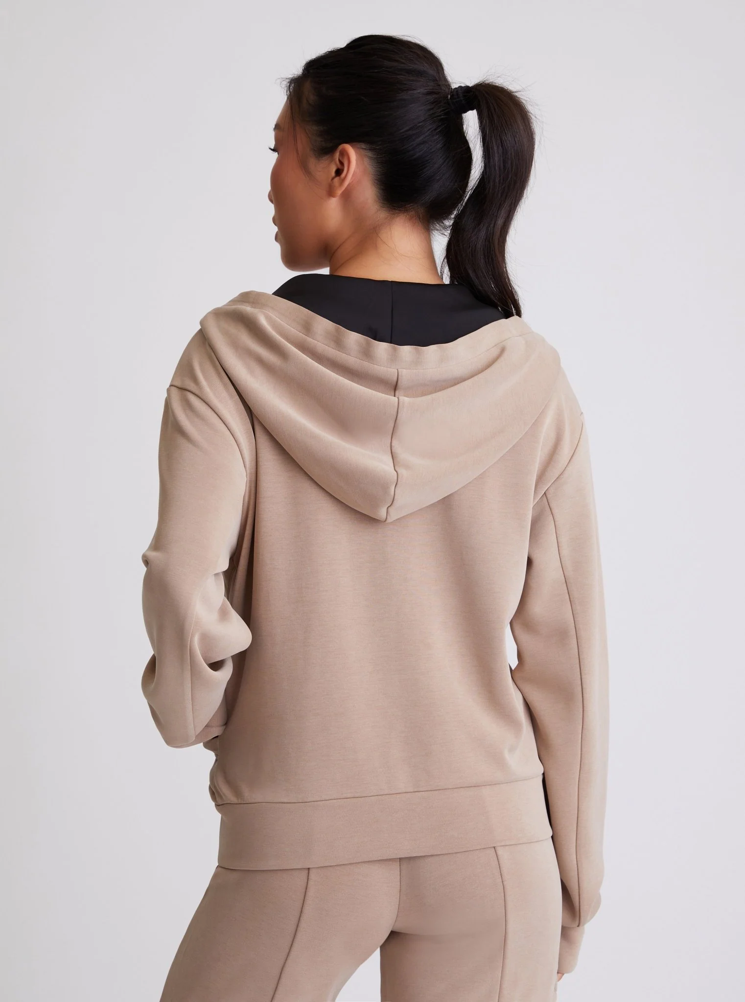 Travel Twin: Brooke Reflective Hoodie - Image 6