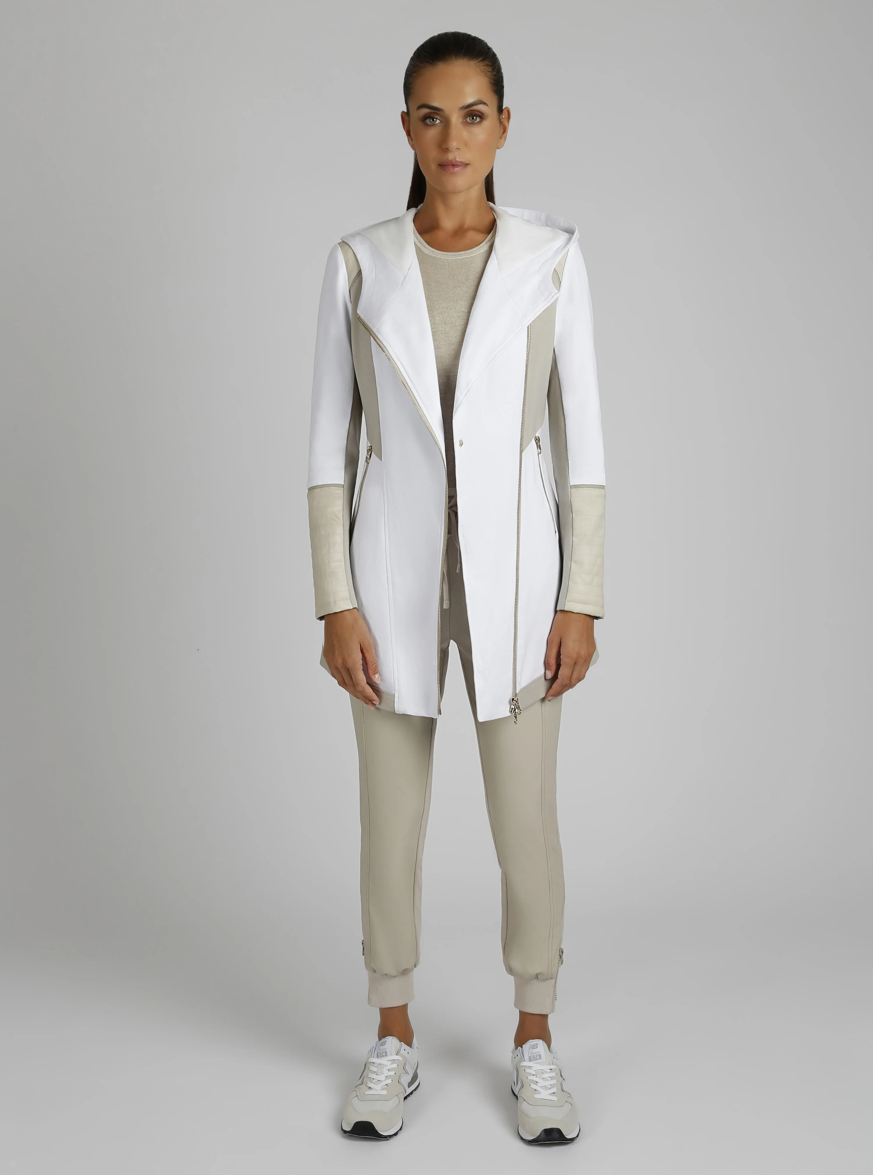 Updated Traveler Jacket with Gold Zip - Optic White / Pumice - Image 5