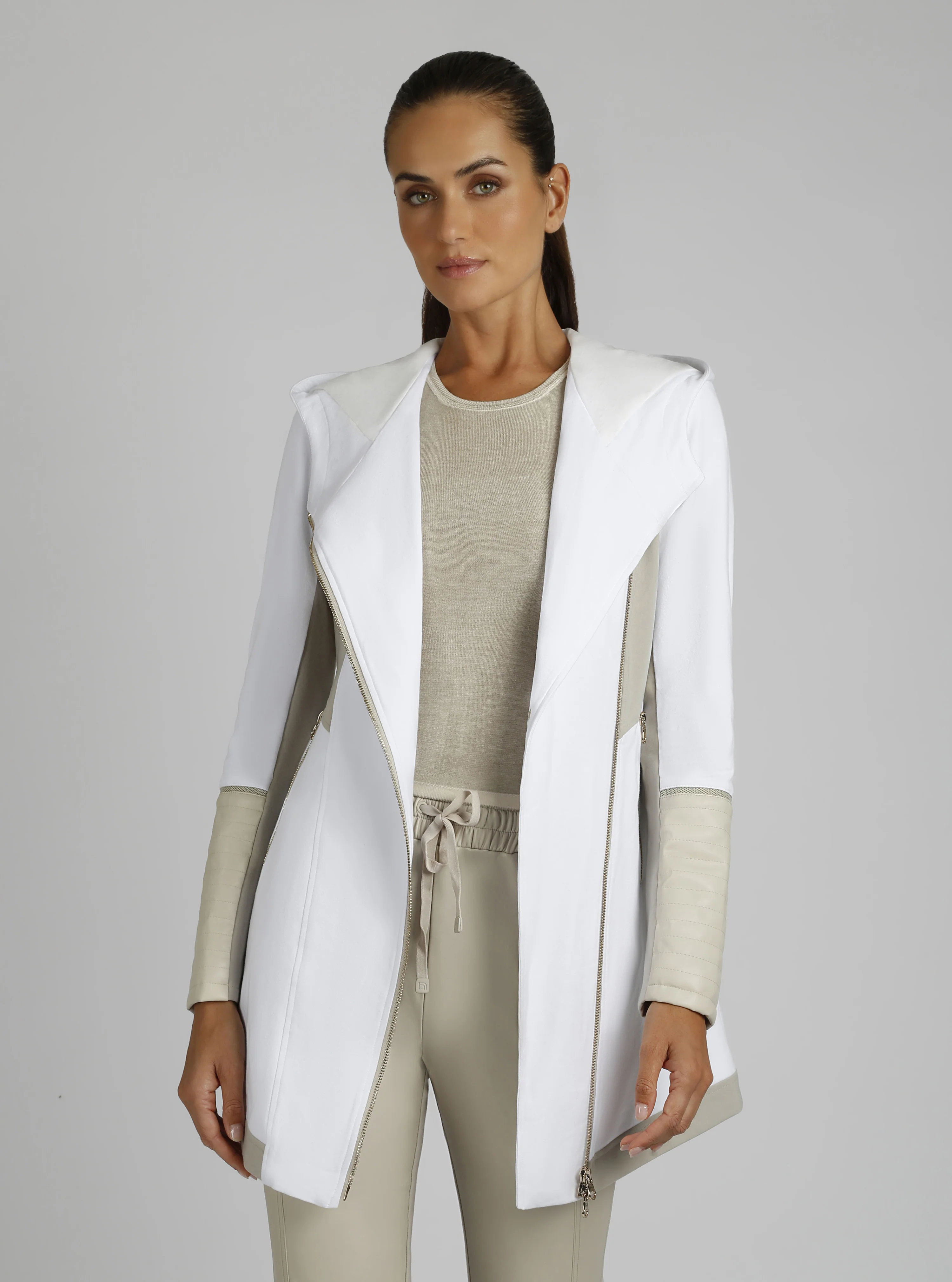 Updated Traveler Jacket with Gold Zip - Optic White / Pumice - Image 9